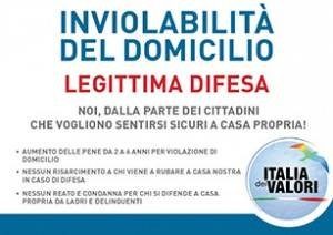 RACCOLTA-REFERENDUM-VIOLAZIONE-DOMICILIO-300x212